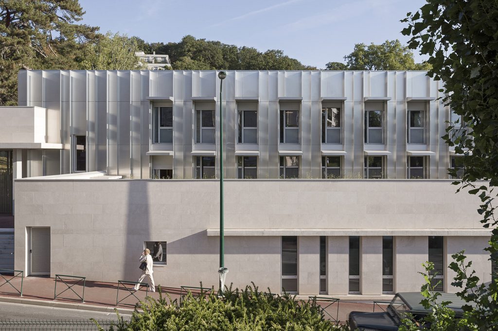 Le collège La Fontaine du Roy à Ville d’Avray (92)