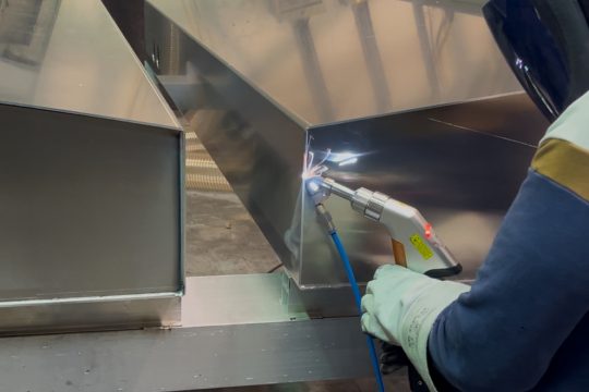 La soudure laser pour nos jardinières “Le Jour Se Lève”