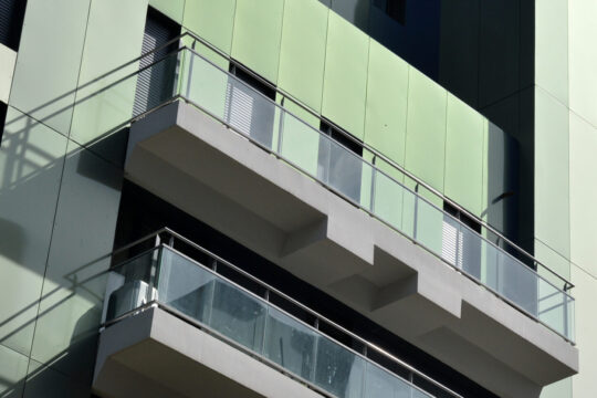 Pourquoi installer des garde-corps ?